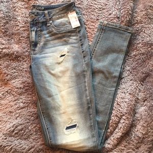 BRAND NEW!! Maurices high rise jeggings